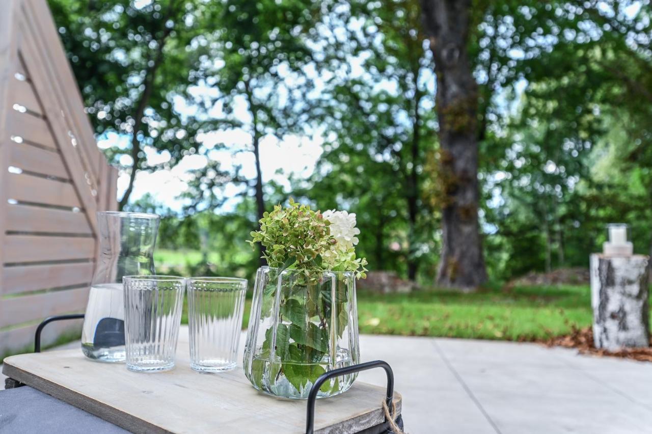 Farmhouse Eckartsberg Im Zittauer Gebirge - Gemuetliche Und Moderne Ferienwohnungen Mit Terrasse Esterno foto