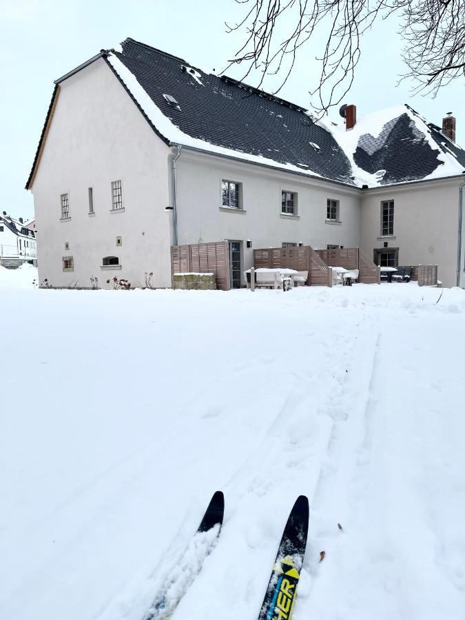 Farmhouse Eckartsberg Im Zittauer Gebirge - Gemuetliche Und Moderne Ferienwohnungen Mit Terrasse Esterno foto