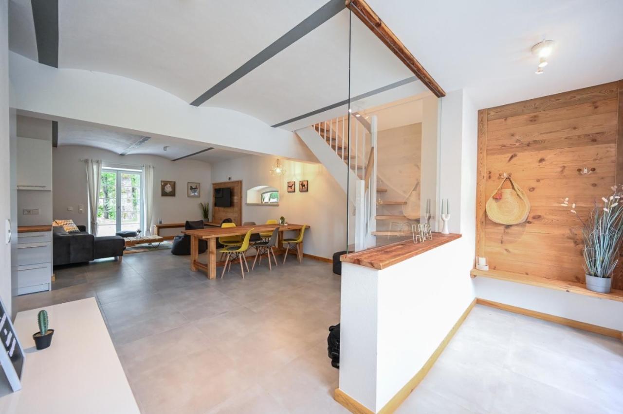 Farmhouse Eckartsberg Im Zittauer Gebirge - Gemuetliche Und Moderne Ferienwohnungen Mit Terrasse Esterno foto